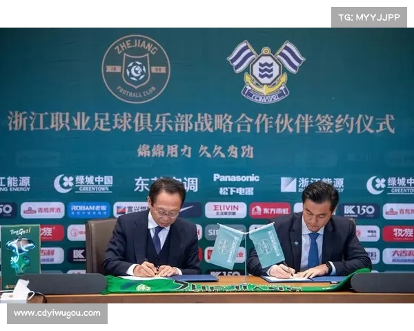 足球球员合同解除背后的法律纠纷与经济影响分析 足球球员合同解除背后的法律纠纷与经济影响分析